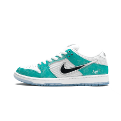 Nike sb dunk low April