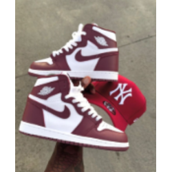 Nike Air Jordan 1 Retro...