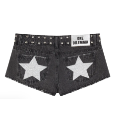 Pantalons curts amb...